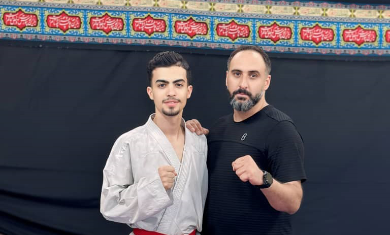 محمد حسین شیرصفت نفر اول وزن منهای ۵۵ کیلوگرم کاراته رده سنی امید پسران